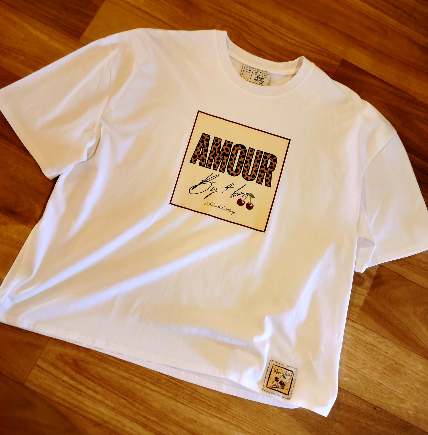 T-shirt collection "Girlie cloth"