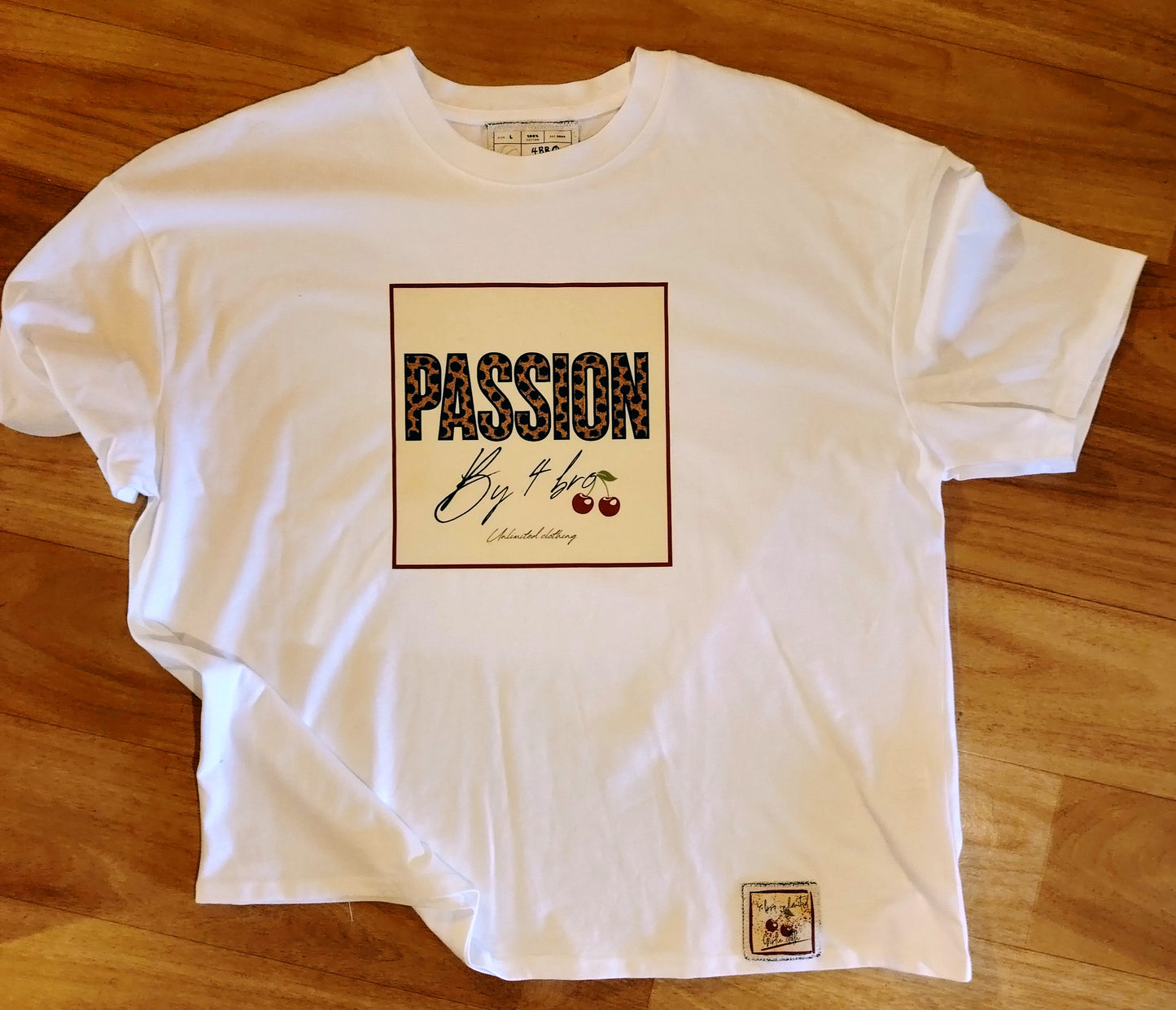 T-shirt collection "Girlie cloth" "Passion"