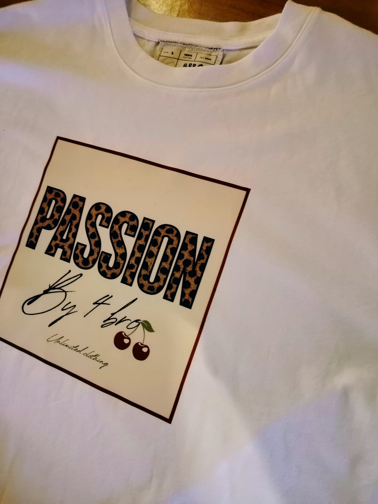 T-shirt collection "Girlie cloth" "Passion"