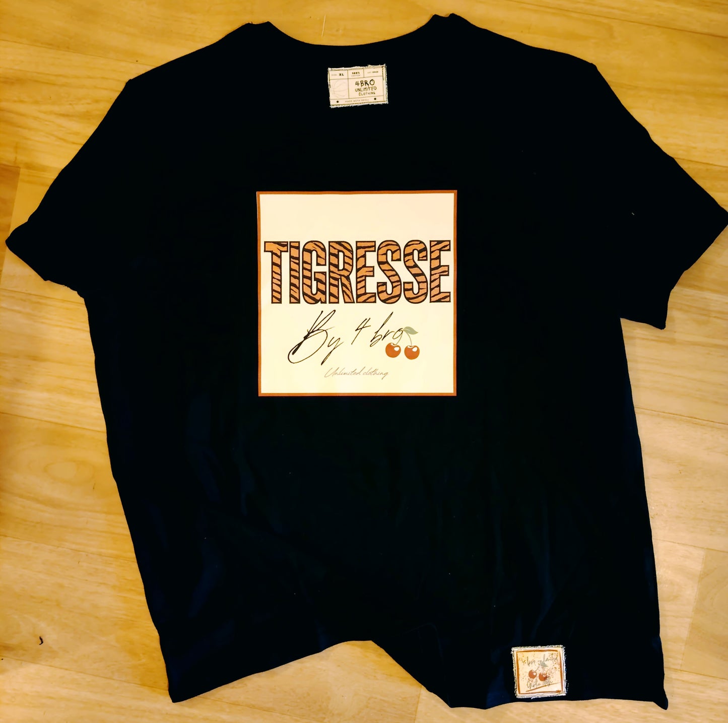 T-shirt collection "Girlie Clothing" TIGRESSE