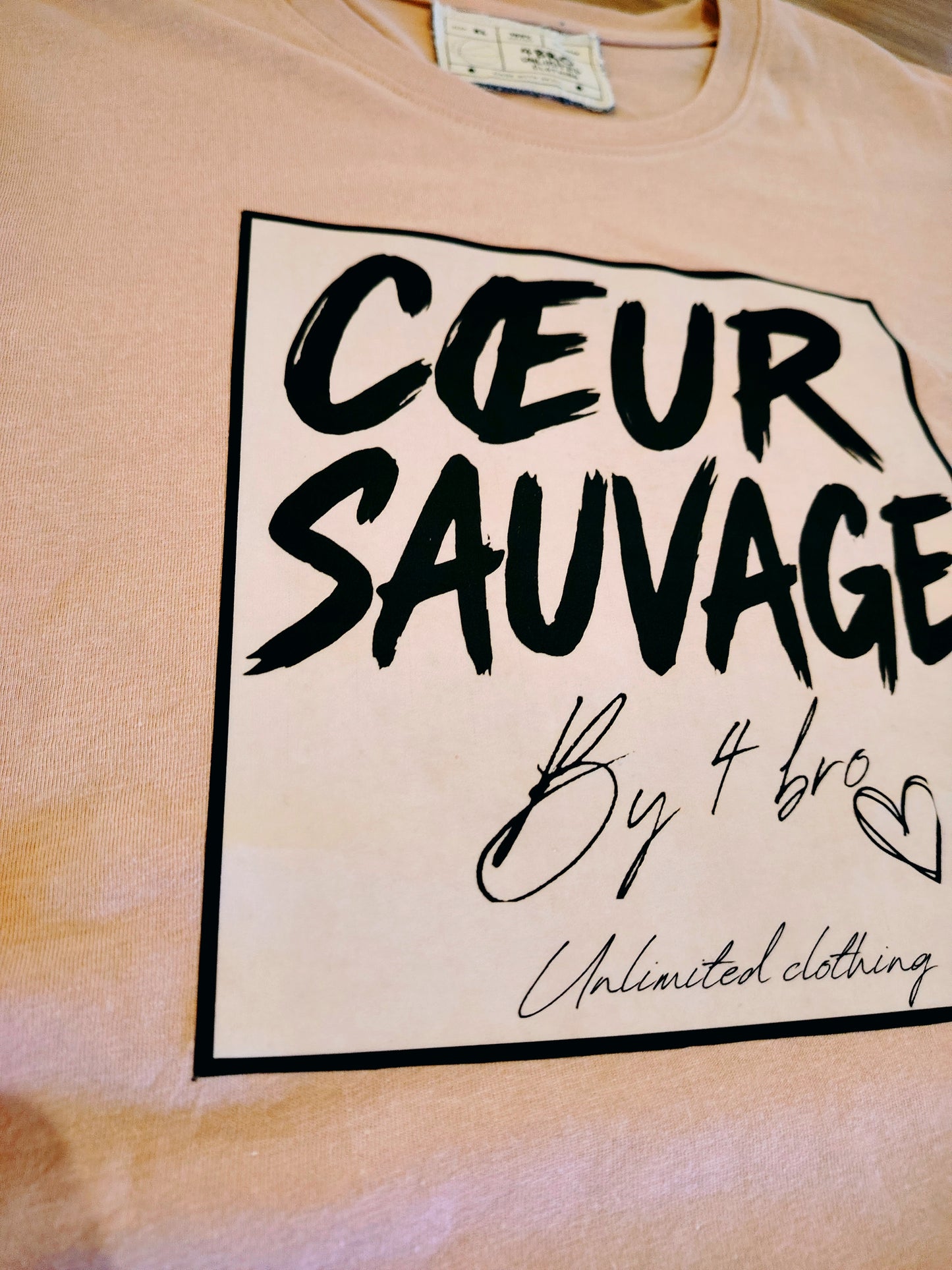 T-shirt collection "Girlie-cloth" coeur sauvage