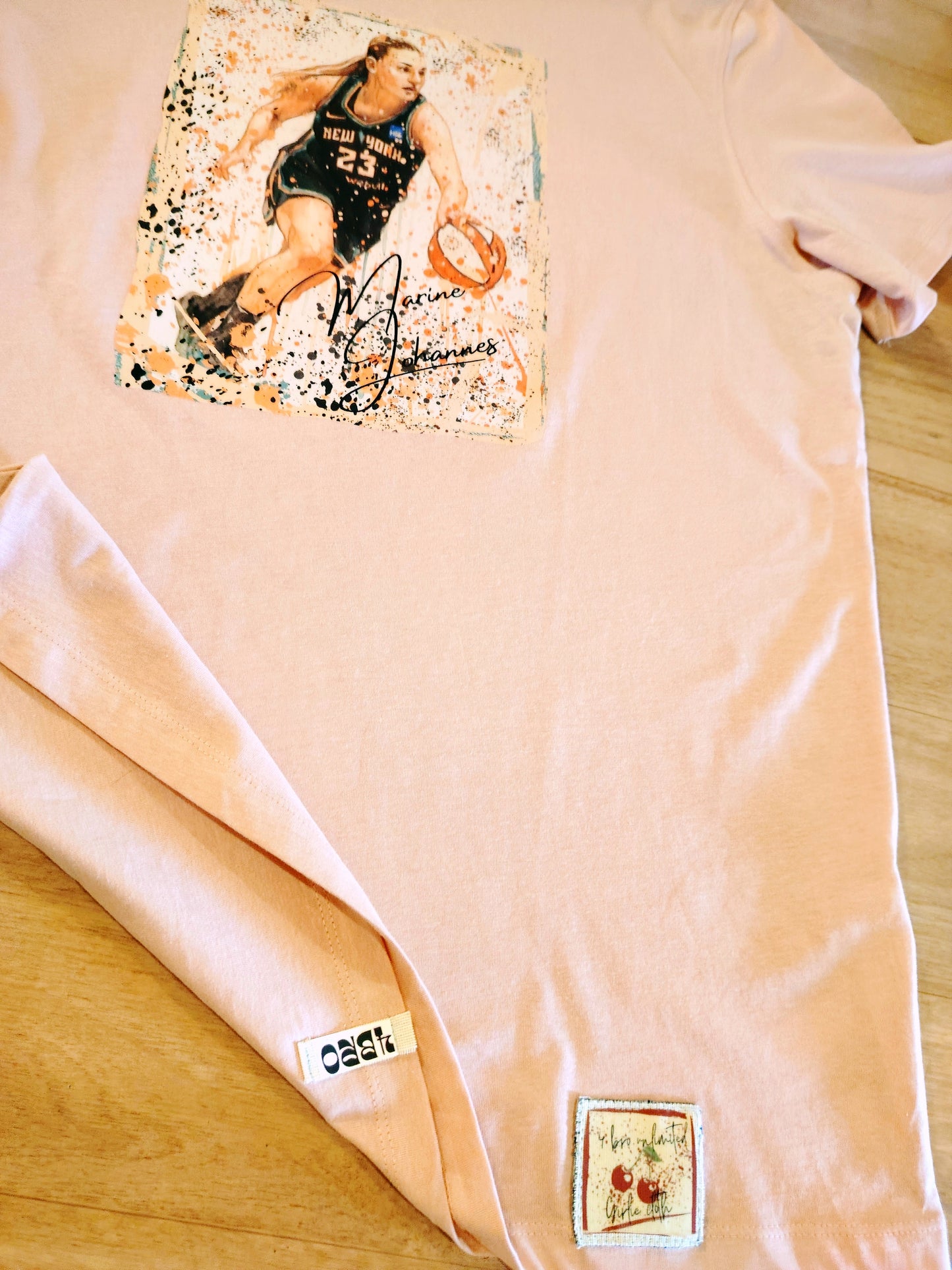 T-shirt collection "Girlie Clothing" Johannes