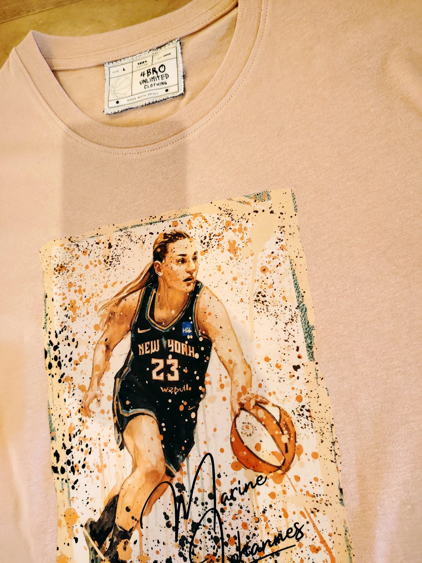 T-shirt collection "Girlie Clothing" Johannes