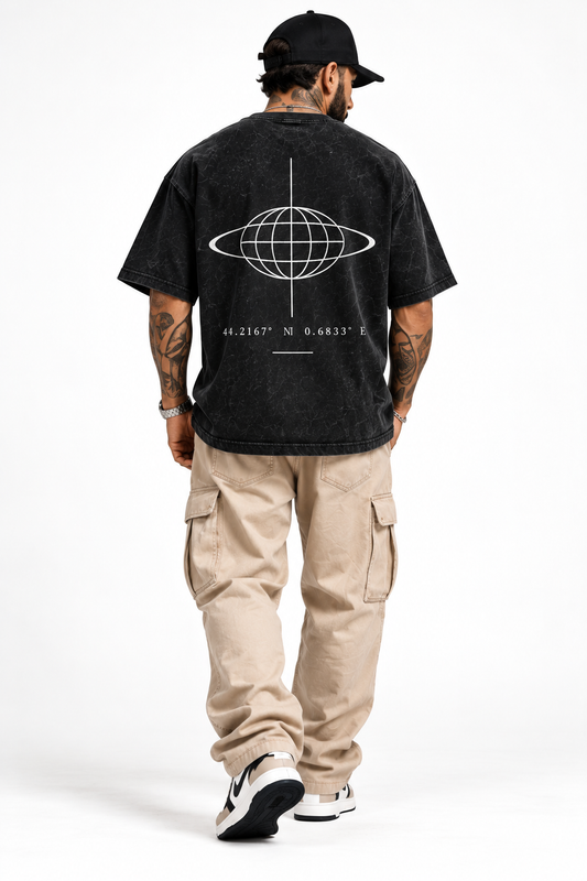T-shirt Oversize Noir Délavé – 4B World Origin